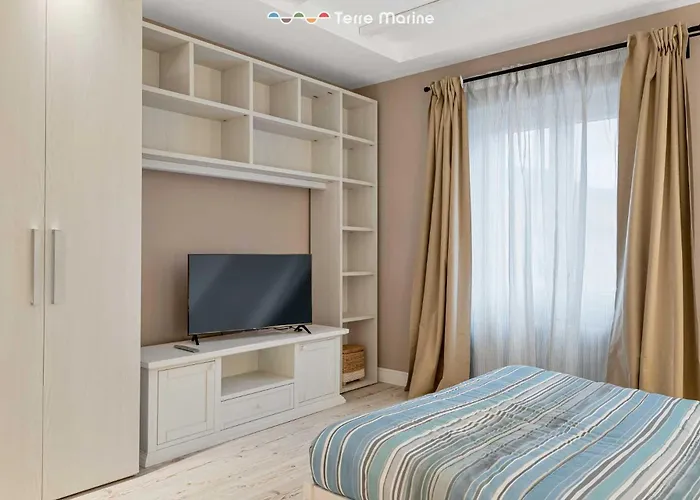 Del Golfo, Terremarine *